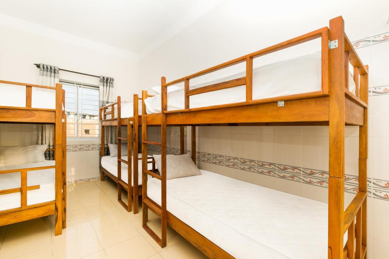 Spot On 691 Little England Homestay Danang Exterior photo